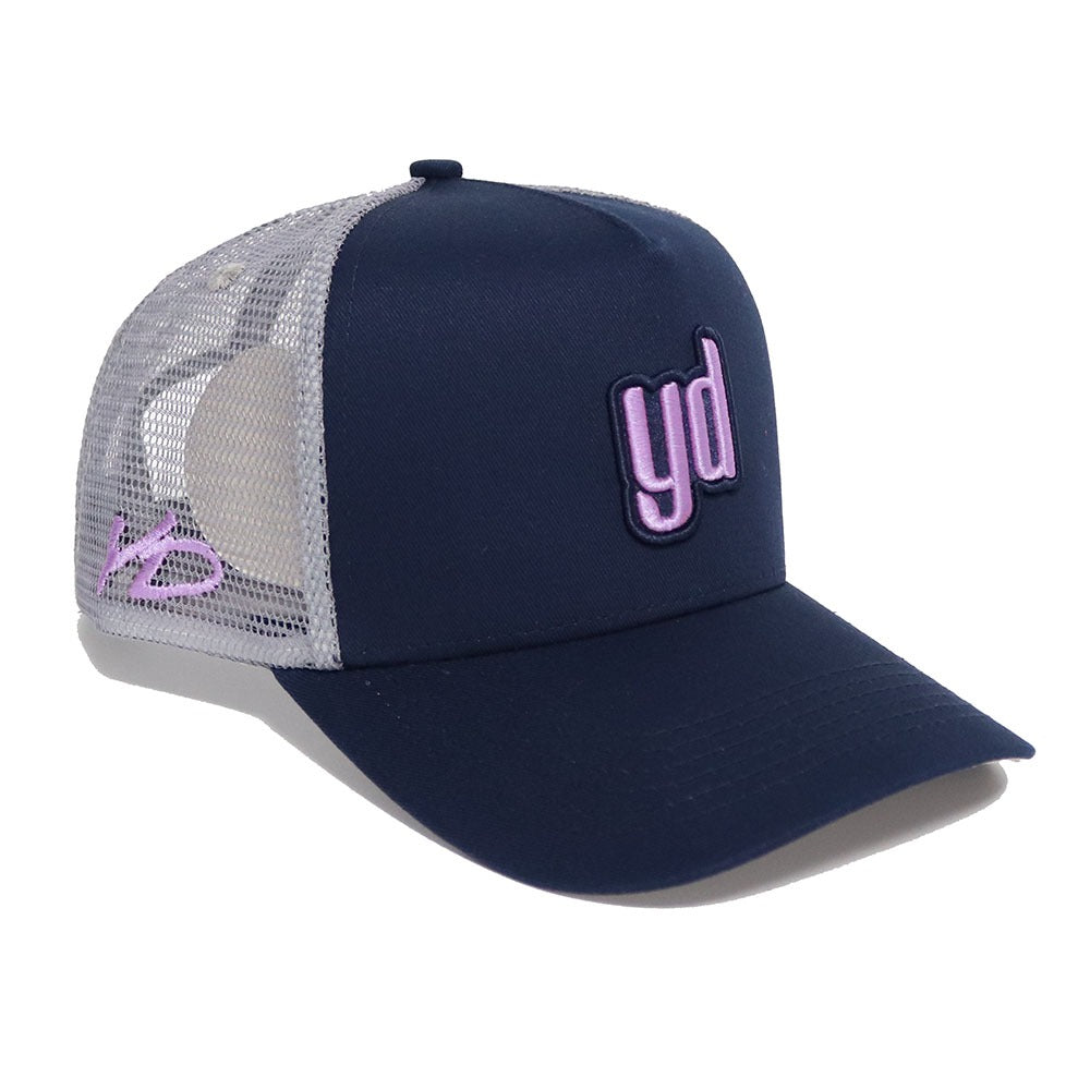 yD Navy trucker