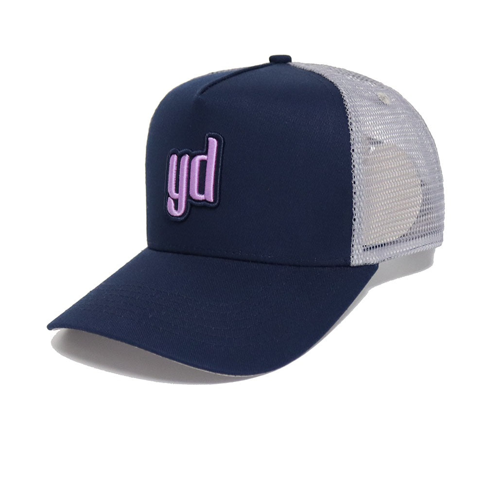 yD Navy trucker